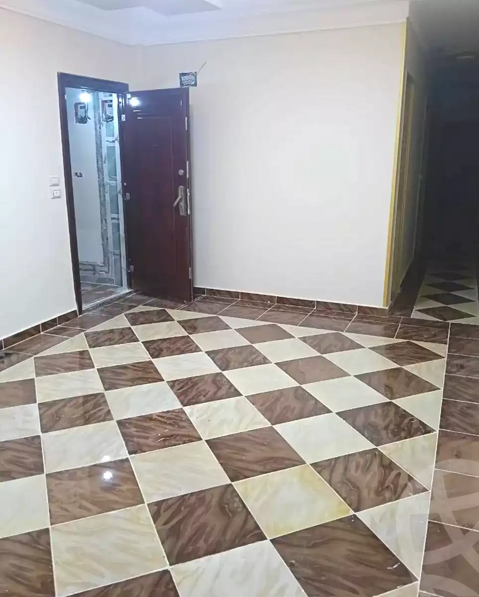 https://aqarmap.com.eg/ar/listing/7013838-for-sale-alexandria-el-asafra-l-sfr-qbly-el-maahad-el-dini-st