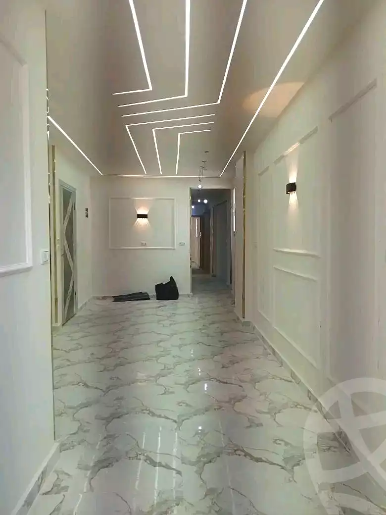 https://aqarmap.com.eg/ar/listing/7013929-for-sale-alexandria-sydy-bshr-shr-mlk-hfny