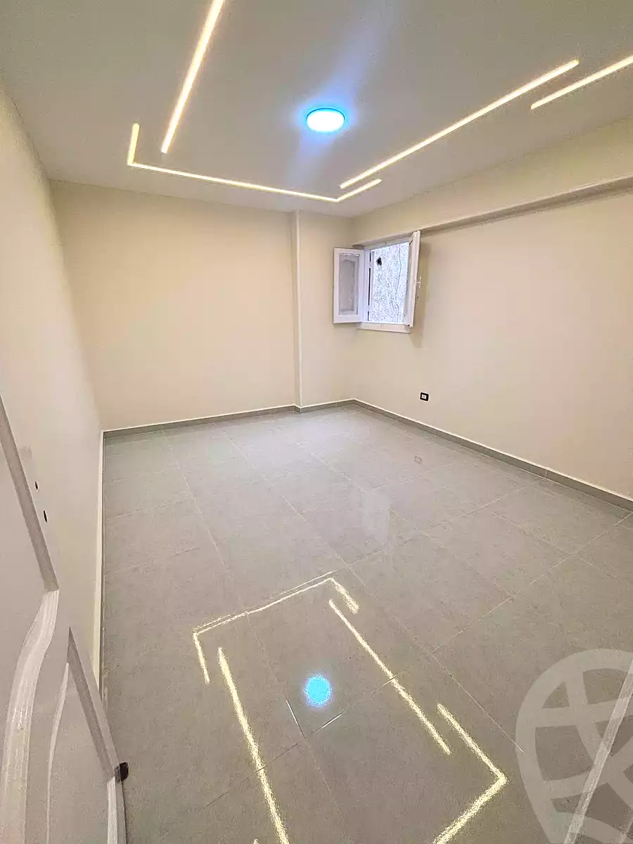 https://aqarmap.com.eg/ar/listing/7014067-for-sale-alexandria-sydy-bshr-sydy-bshr-bhry-amr-el-nogomy-st