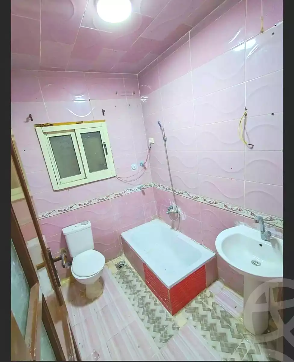 https://aqarmap.com.eg/ar/listing/7014070-for-sale-alexandria-al-agamy-el-hanouvel