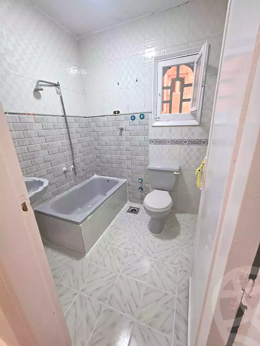 https://aqarmap.com.eg/en/listing/7014307-for-sale-alexandria-al-agamy-shataa-el-nakheel