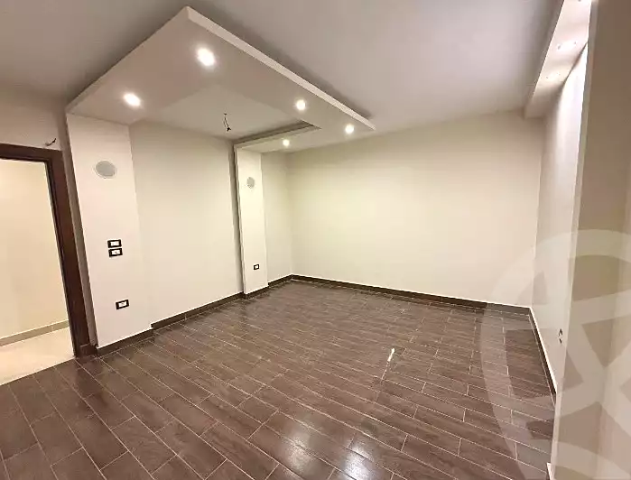 https://aqarmap.com.eg/en/listing/7014389-for-sale-cairo-el-haram-shareaa-el-haram
