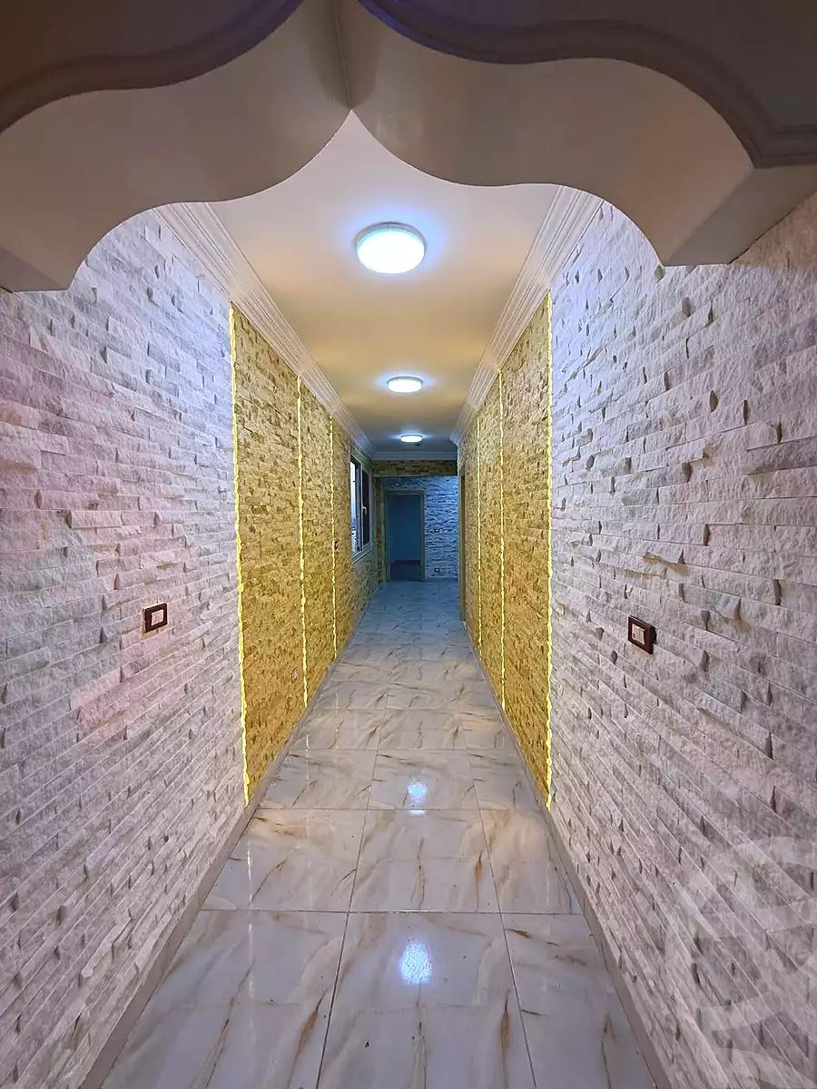 https://aqarmap.com.eg/ar/listing/7014416-for-sale-alexandria-el-montazah