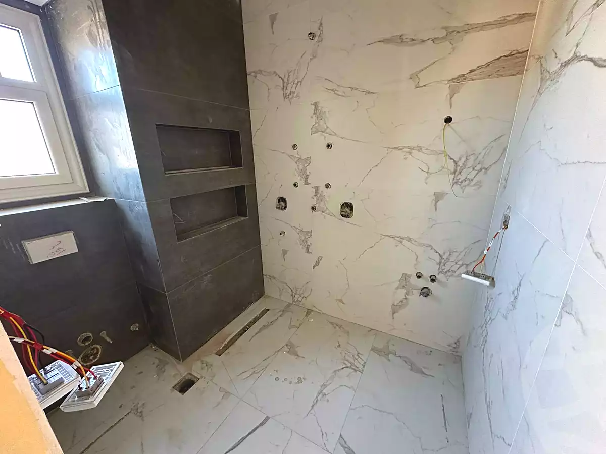 توين هاوس بـ٥ غرف نوم في تويا، صورة ٤ من ٢٤