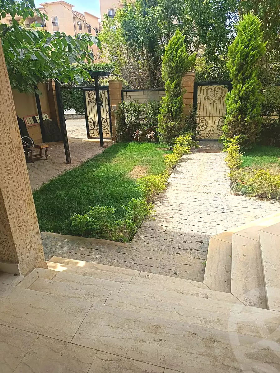 https://aqarmap.com.eg/en/listing/7014801-for-rent-cairo-new-cairo-lrhb-city-phase-8
