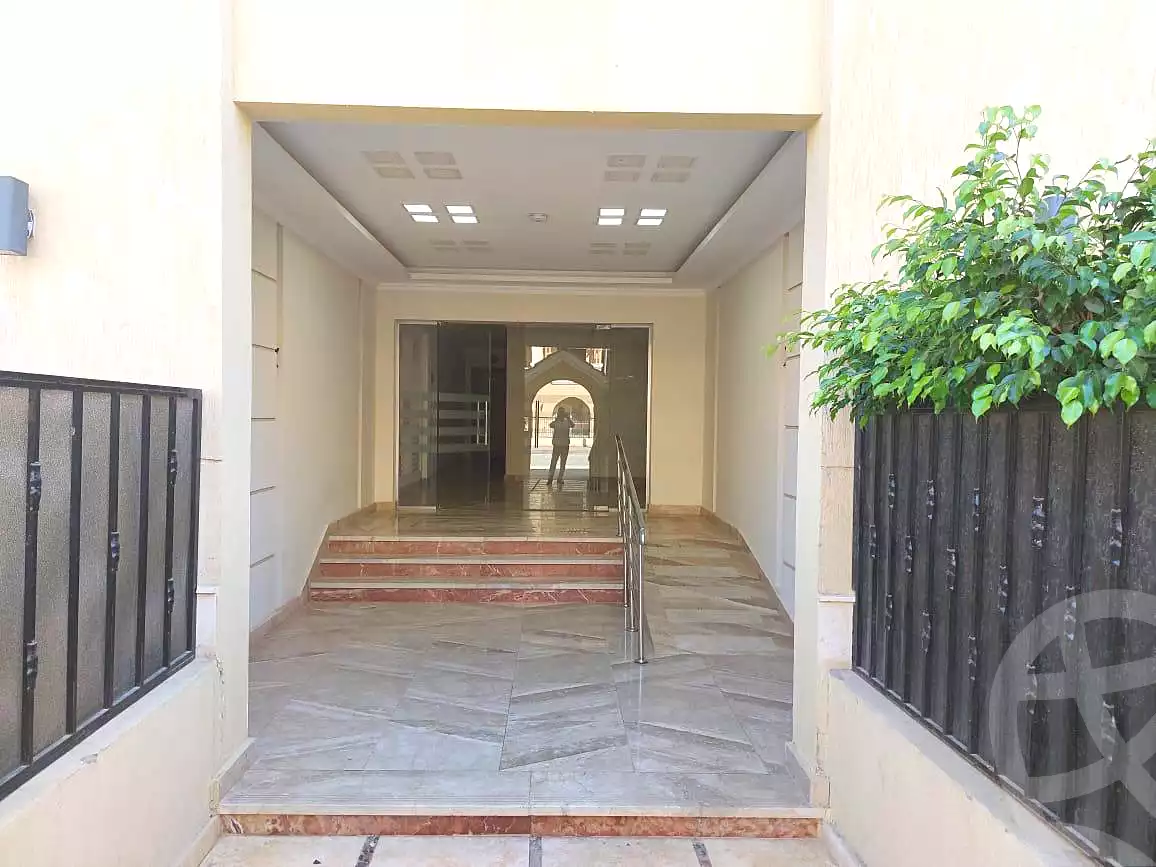 https://aqarmap.com.eg/ar/listing/7014947-for-sale-cairo-el-shorouk-compounds-park-side-compound-tld