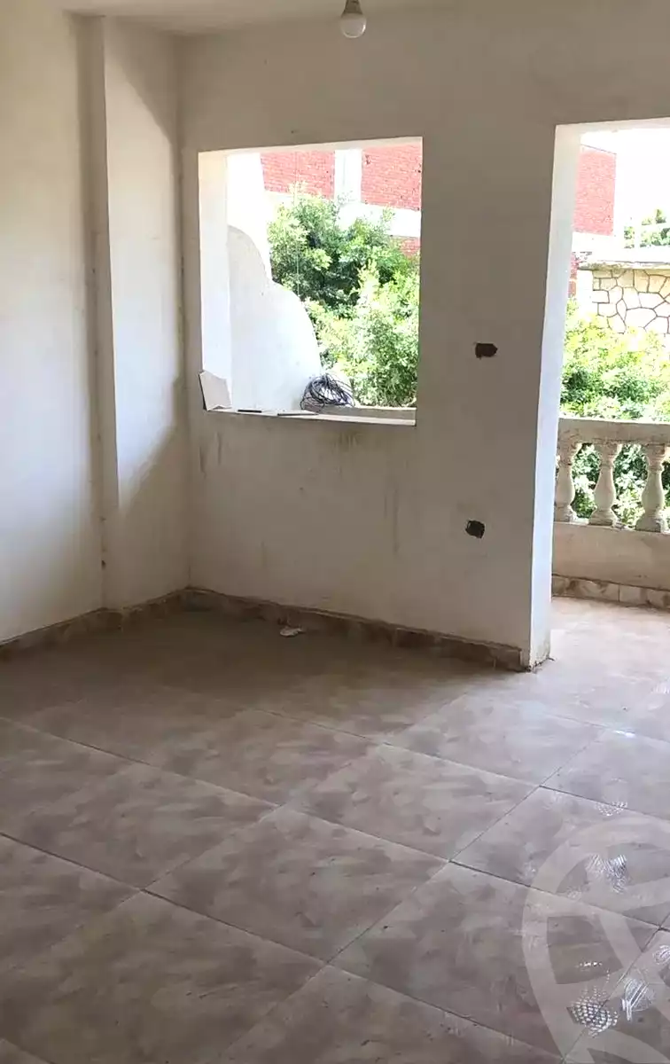 https://aqarmap.com.eg/ar/listing/7015040-for-sale-alexandria-al-agamy-lbytsh-bianchiii