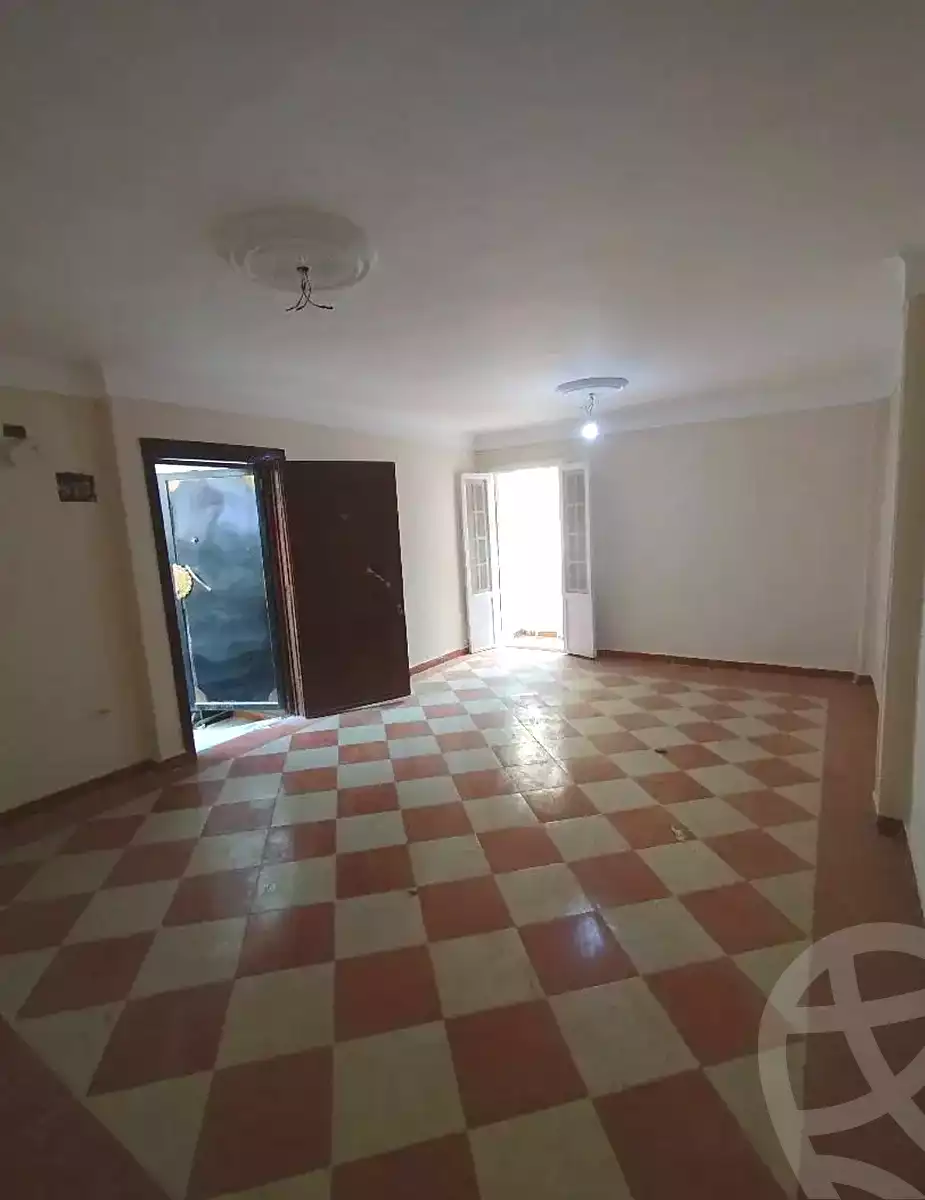 https://aqarmap.com.eg/en/listing/7015087-for-sale-alexandria-lsywf-el-falki
