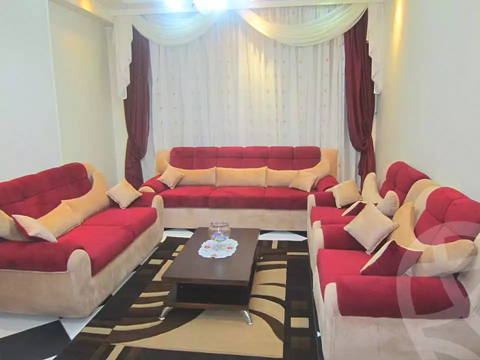 https://aqarmap.com.eg/ar/listing/7015155-for-sale-cairo-faisal-kafr-tohormos-queen-nazli-st