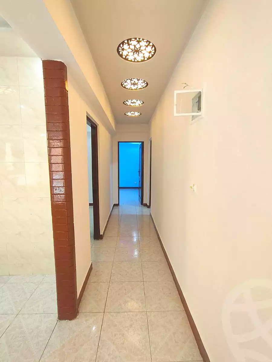 https://aqarmap.com.eg/ar/listing/7015446-for-sale-alexandria-al-agamy-shataa-el-nakheel