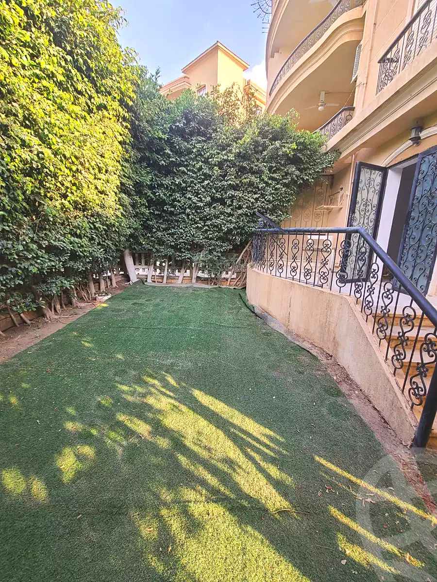 https://aqarmap.com.eg/ar/listing/7015698-for-sale-cairo-new-cairo-lrhb-city-phase-8