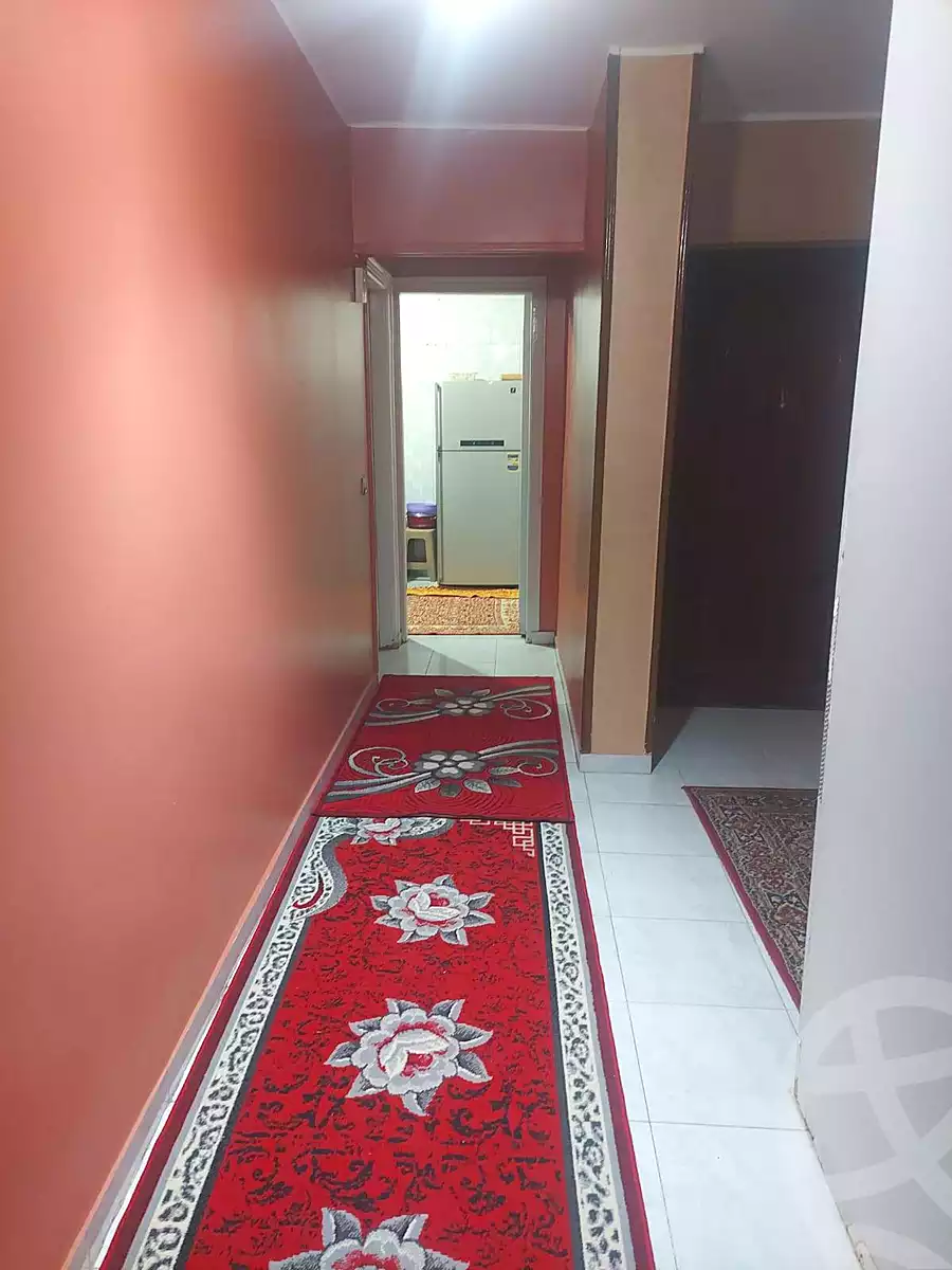https://aqarmap.com.eg/ar/listing/7015935-for-sale-cairo-helwan-ahmed-enci-st