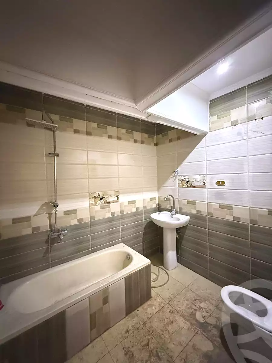 https://aqarmap.com.eg/ar/listing/7016155-for-sale-alexandria-sydy-bshr-sydy-bshr-bhry
