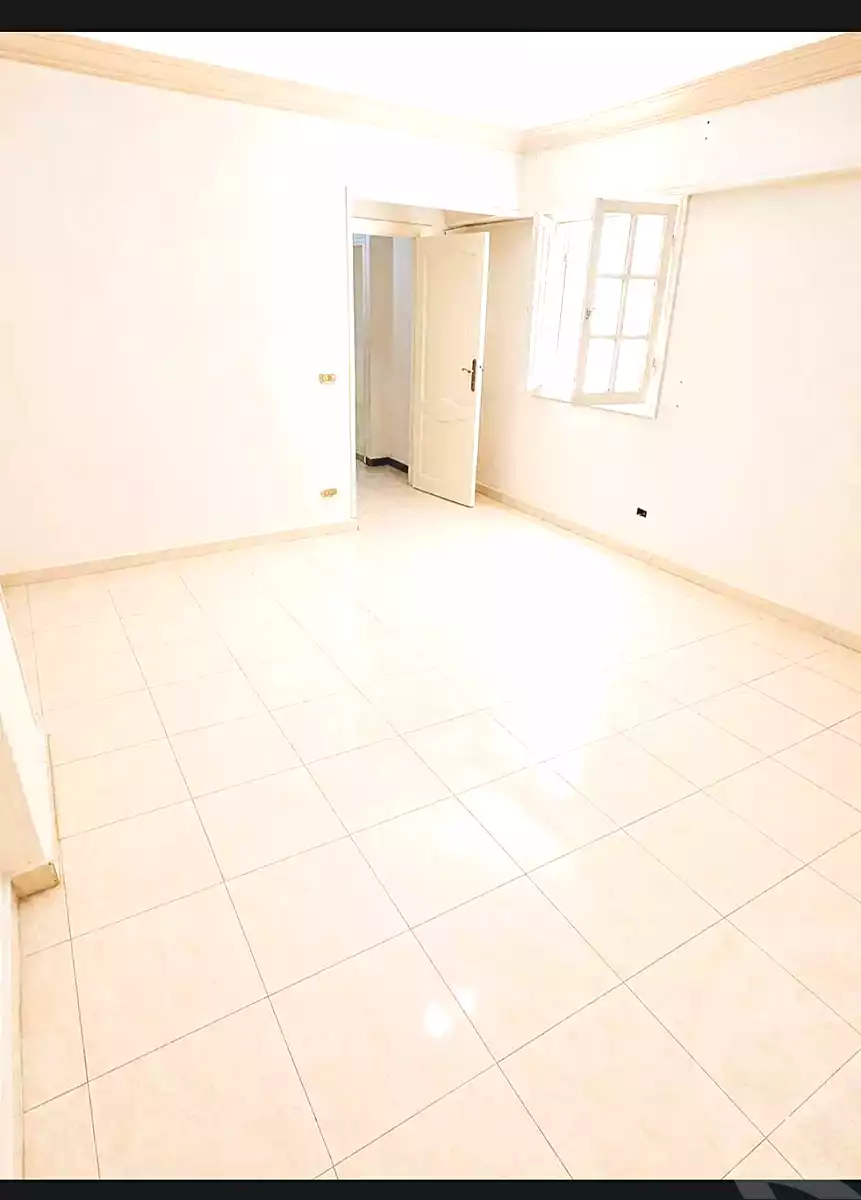 https://aqarmap.com.eg/ar/listing/7016207-for-rent-alexandria-el-asafra-l-sfr-bhry