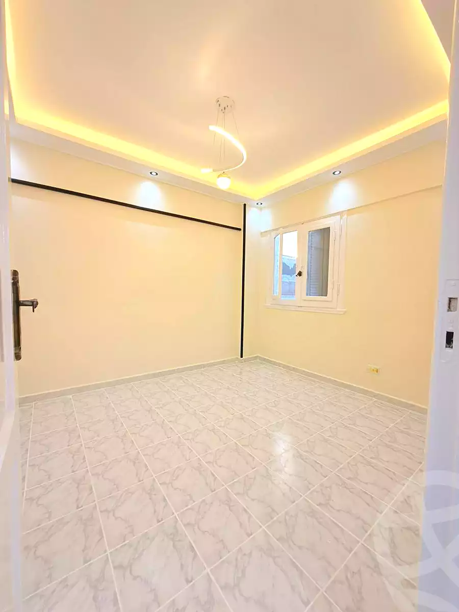 https://aqarmap.com.eg/ar/listing/7016234-for-sale-alexandria-al-agamy-shataa-el-nakheel
