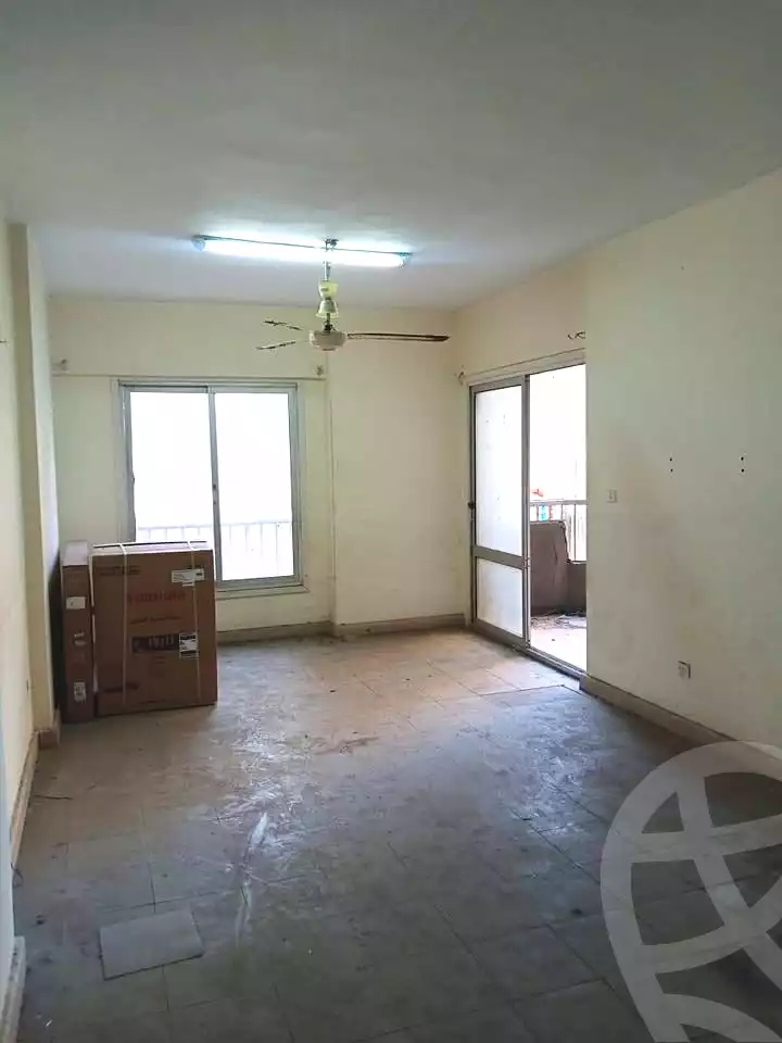 https://aqarmap.com.eg/en/listing/7016260-for-sale-alexandria-lauran