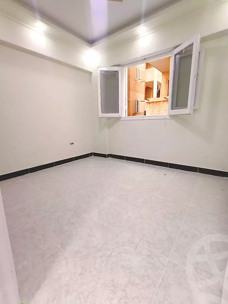 https://aqarmap.com.eg/ar/listing/7016500-for-sale-alexandria-al-agamy-shataa-el-nakheel