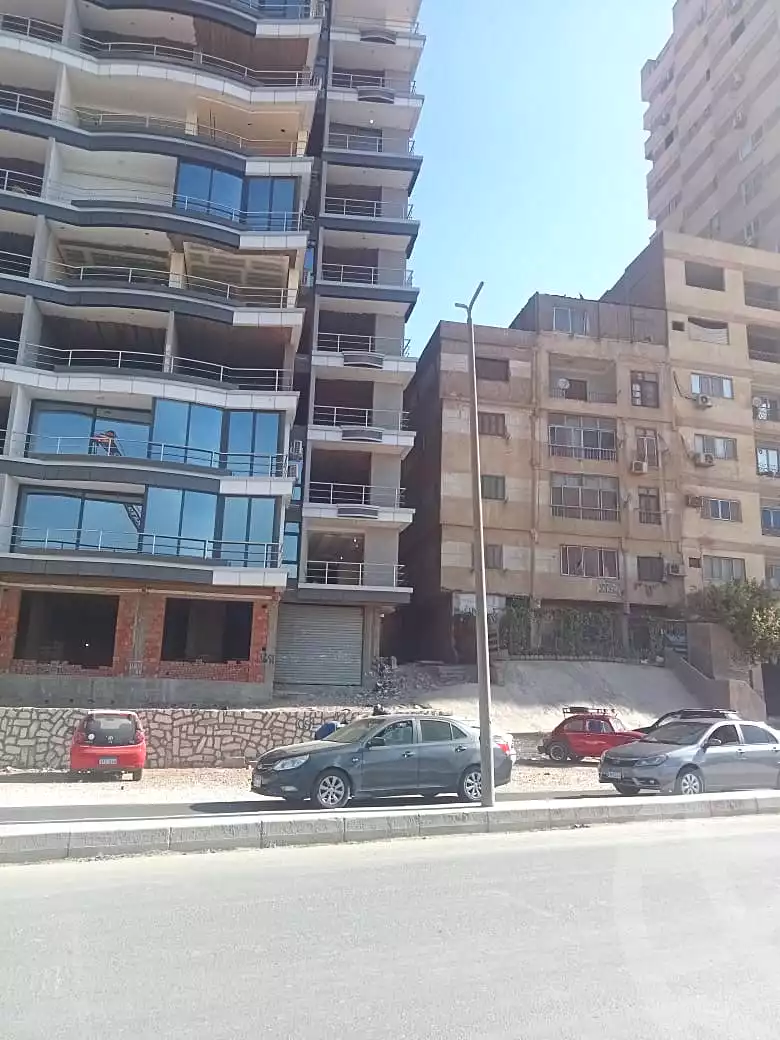 https://aqarmap.com.eg/en/listing/2665544-for-sale-cairo-helwan-hadayek-helwan-nile-corniche-st