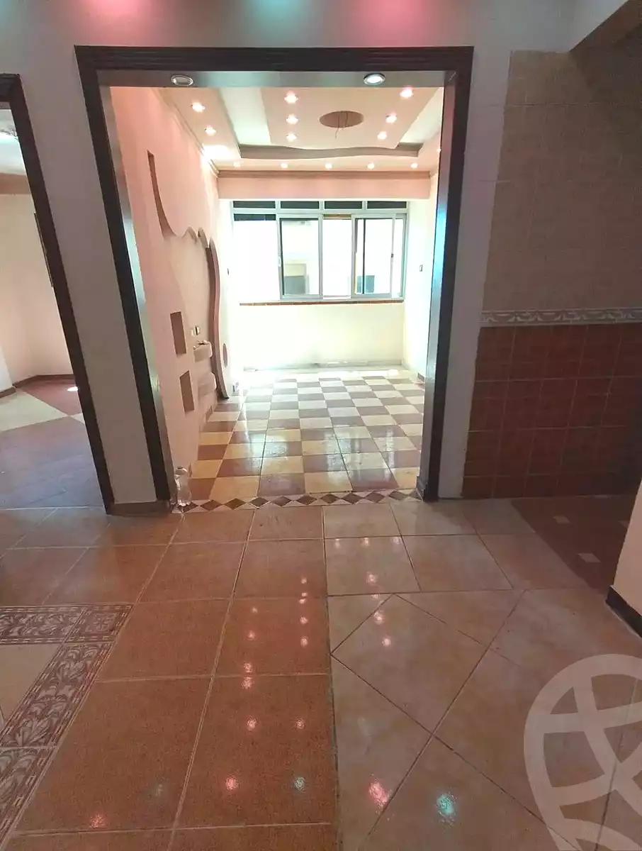 https://aqarmap.com.eg/ar/listing/7016958-for-sale-alexandria-el-asafra-l-sfr-qbly-street-30