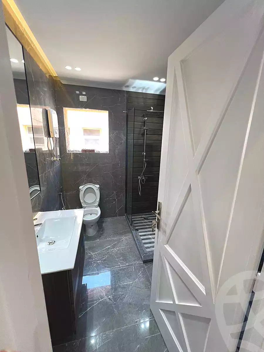 https://aqarmap.com.eg/en/listing/7017047-for-rent-cairo-new-cairo-lrhb-city-phase-7