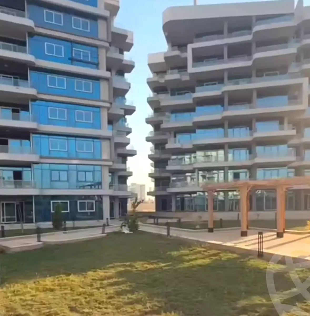 https://aqarmap.com.eg/ar/listing/6947270-for-sale-cairo-new-administrative-capital-r7-kmbwnd-syrnw-nyw-bln-llttwyr