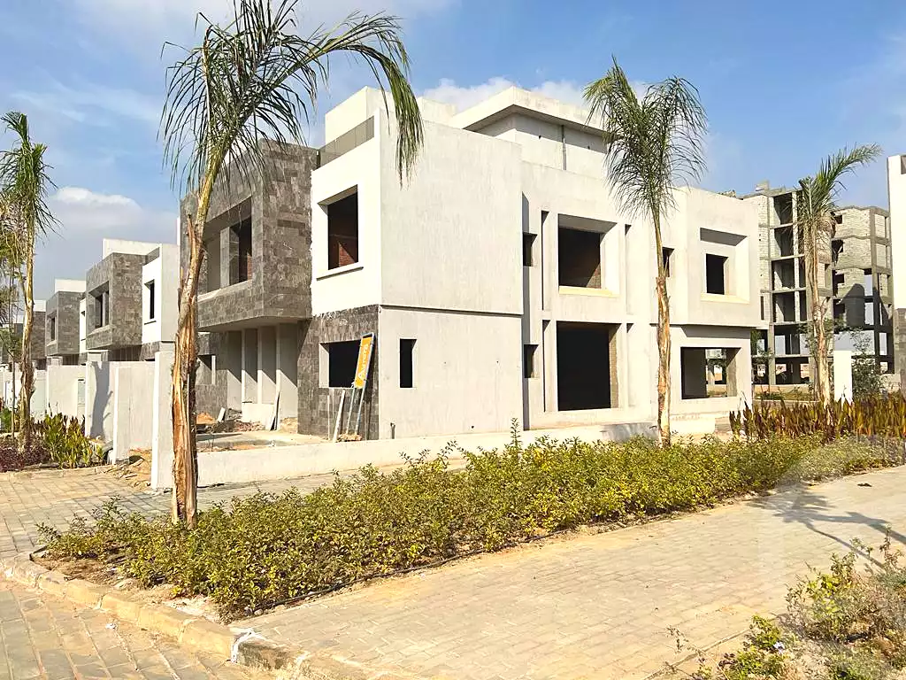 https://aqarmap.com.eg/ar/listing/7017724-for-sale-cairo-6th-of-october-hadaeq-october-compounds-sun-capital