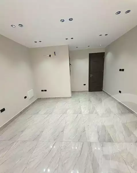 https://aqarmap.com.eg/en/listing/7018223-for-rent-cairo-mokattam-el-hadabah-el-wosta-compounds-bienestar-complex