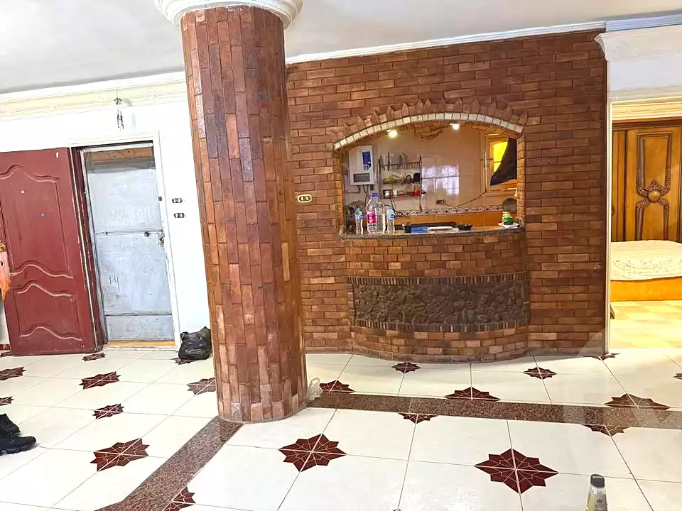 https://aqarmap.com.eg/en/listing/7018295-for-sale-alexandria-el-mandara-shr-mlk-hfny