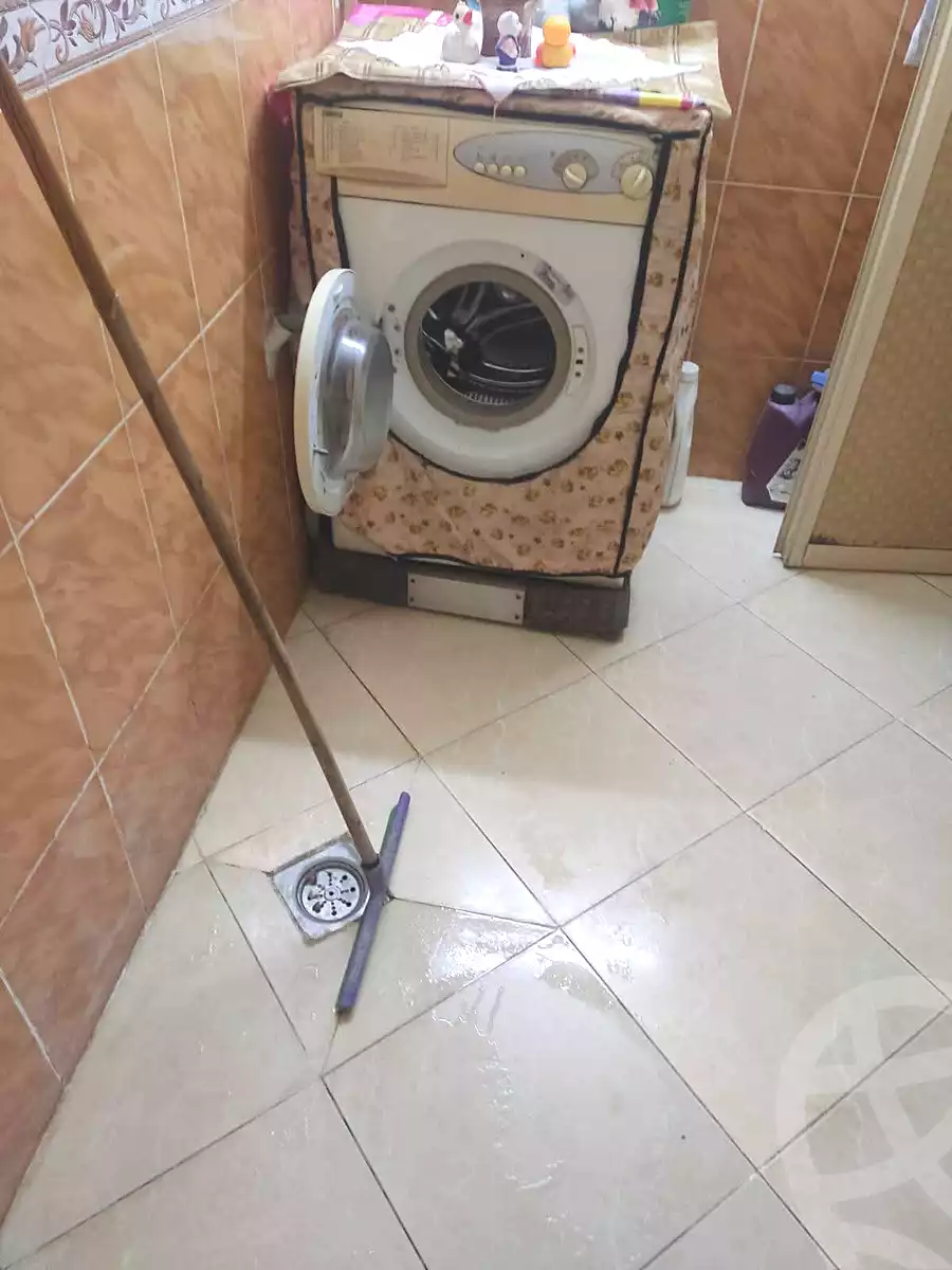 https://aqarmap.com.eg/ar/listing/7019013-for-sale-cairo-helwan-el-shareaa-el-sharby-st