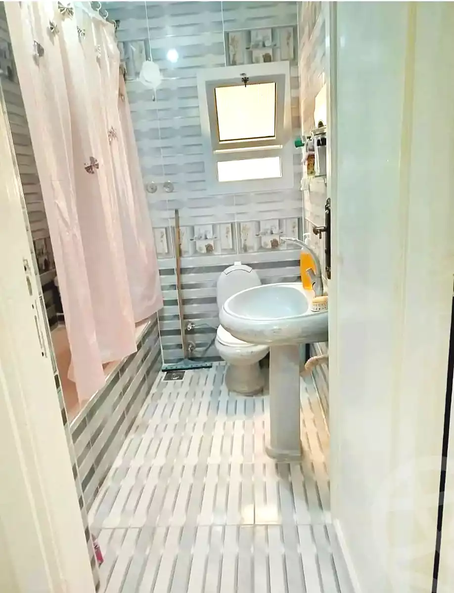 https://aqarmap.com.eg/ar/listing/7019165-for-sale-alexandria-al-agamy-el-hanouvel