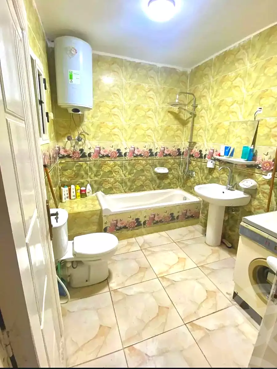 https://aqarmap.com.eg/ar/listing/7019224-for-sale-alexandria-al-agamy-lbytsh-bianchiii