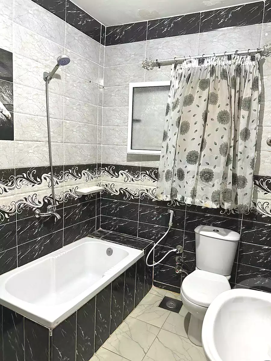 https://aqarmap.com.eg/en/listing/7019631-for-sale-alexandria-al-agamy-el-hanouvel-al-asdakaa-st