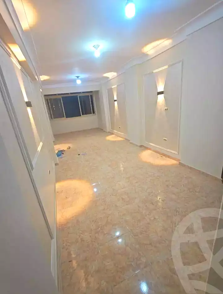 https://aqarmap.com.eg/en/listing/7019692-for-sale-alexandria-al-agamy-el-hanouvel-el-warsha-st