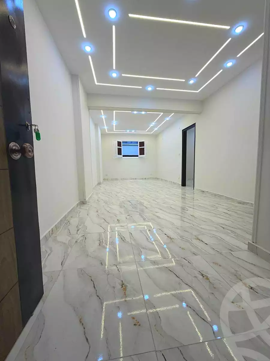 https://aqarmap.com.eg/en/listing/7019902-for-sale-alexandria-miami-45-street