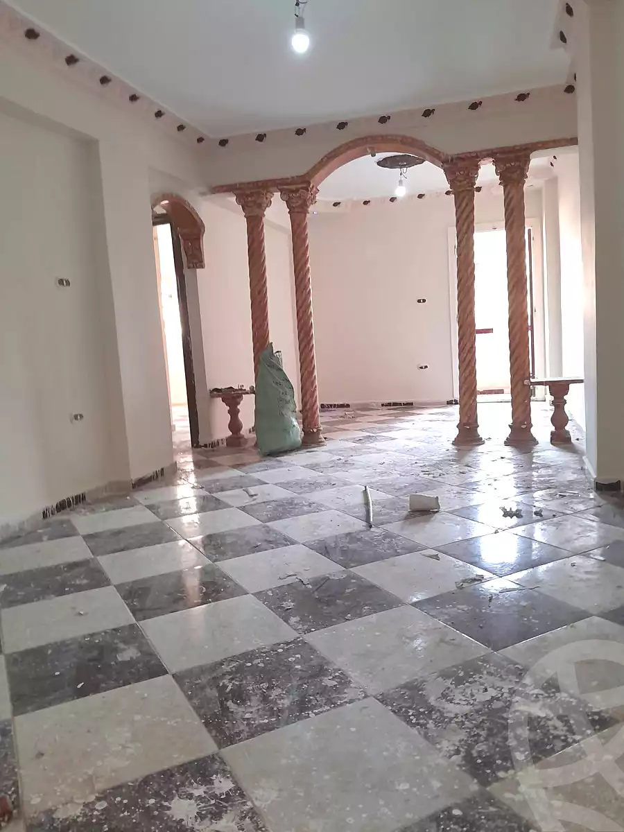 https://aqarmap.com.eg/ar/listing/7019949-for-sale-alexandria-al-agamy-el-hanouvel-el-salam-st