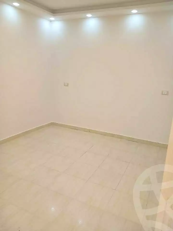 https://aqarmap.com.eg/ar/listing/7019996-for-sale-alexandria-al-agamy-lbytsh