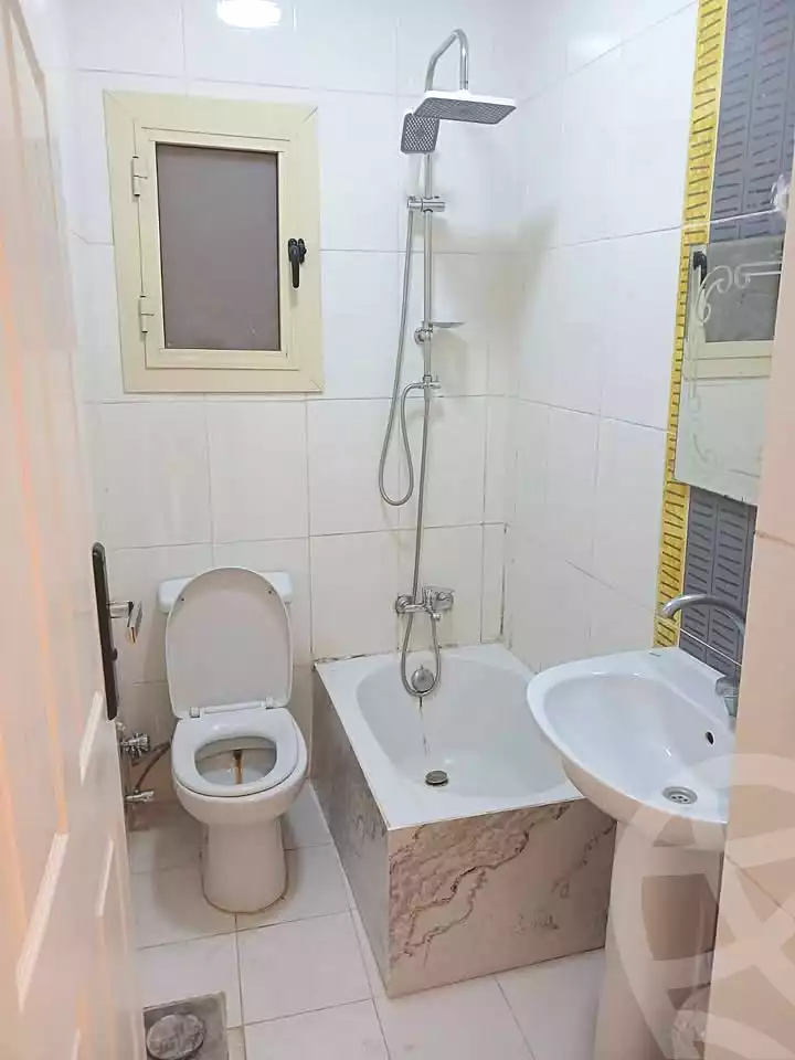 https://aqarmap.com.eg/ar/listing/7019996-for-sale-alexandria-al-agamy-lbytsh