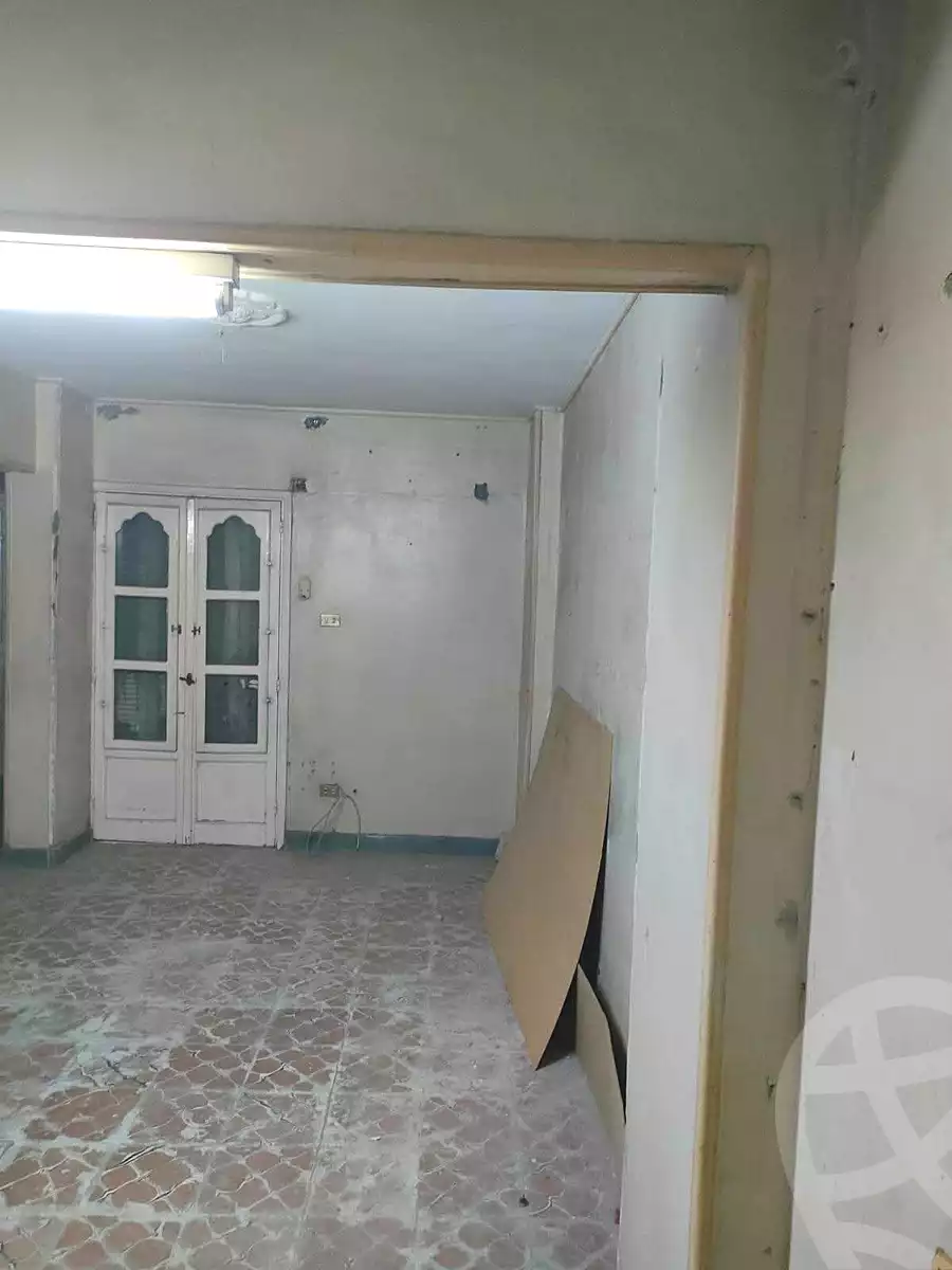 https://aqarmap.com.eg/ar/listing/7020116-for-sale-cairo-ain-shams-ain-shams-el-sharkia-el-eshrein-stt