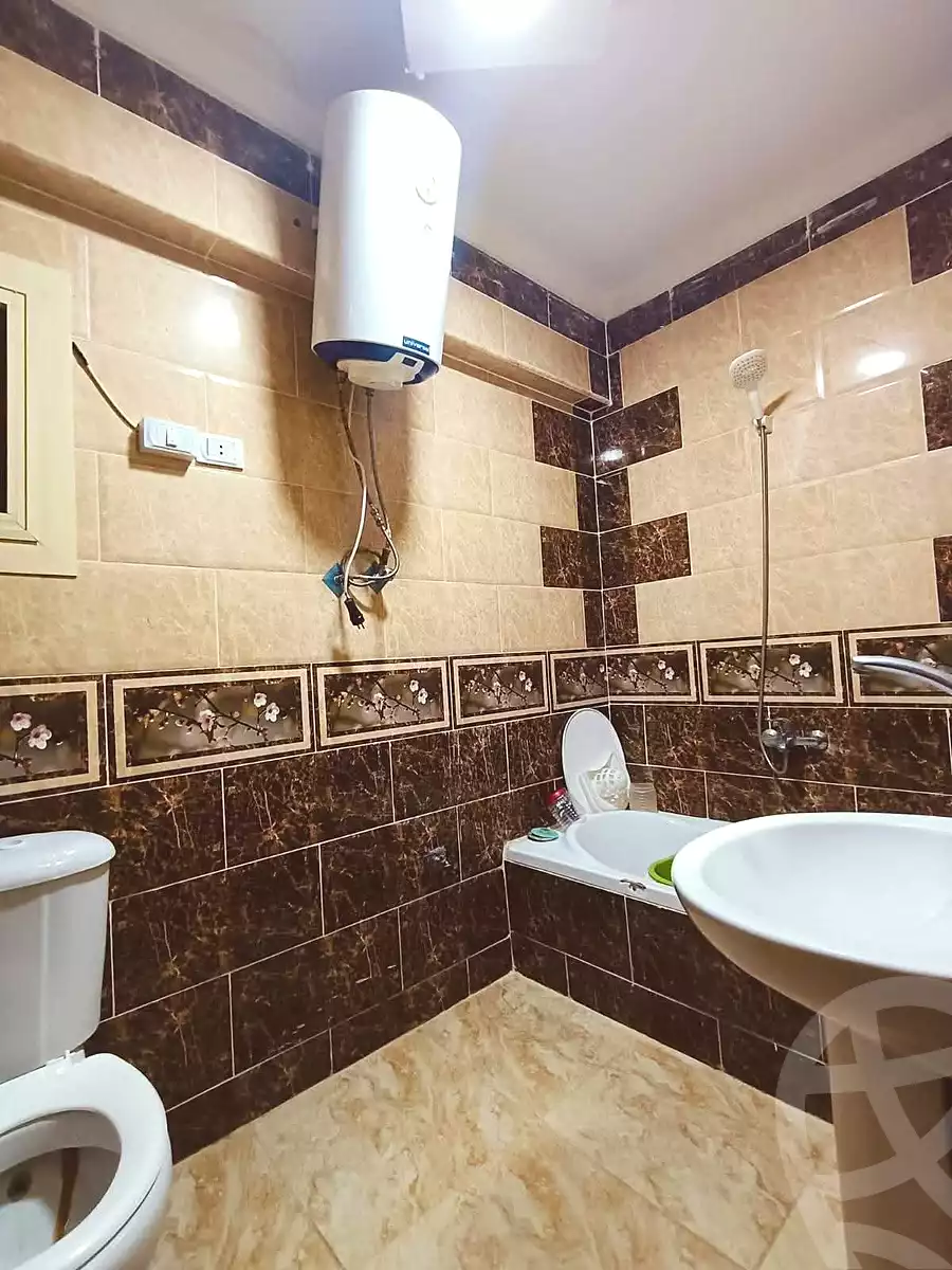 https://aqarmap.com.eg/ar/listing/7020120-for-sale-alexandria-al-agamy-lbytsh-bianchiii