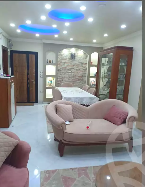 https://aqarmap.com.eg/en/listing/7020147-for-rent-cairo-nozha-2-el-khamseen-st