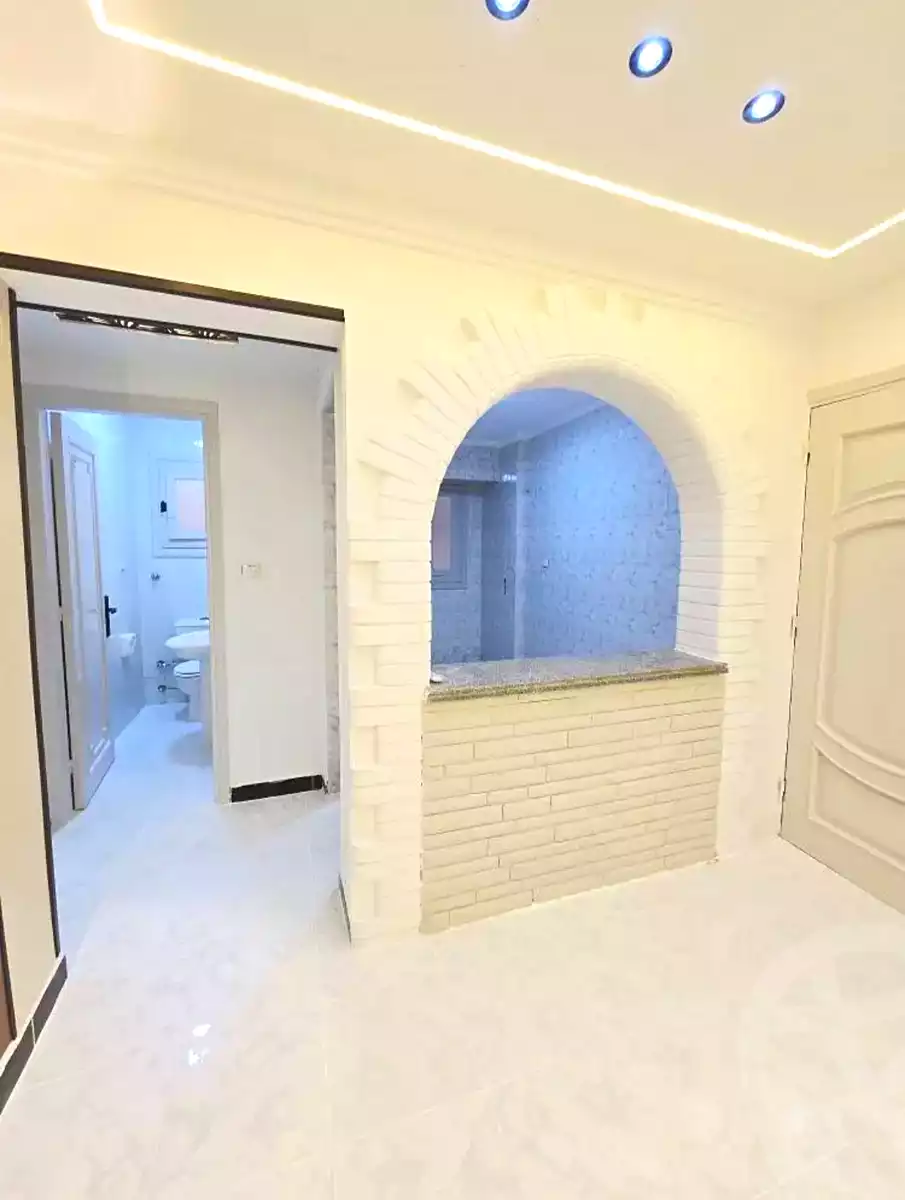 https://aqarmap.com.eg/ar/listing/7020221-for-sale-alexandria-al-agamy-shataa-el-nakheel