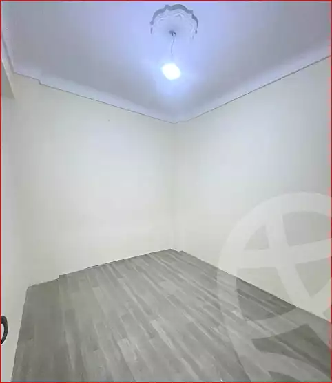 https://aqarmap.com.eg/en/listing/7020248-for-sale-alexandria-lsywf-el-falki