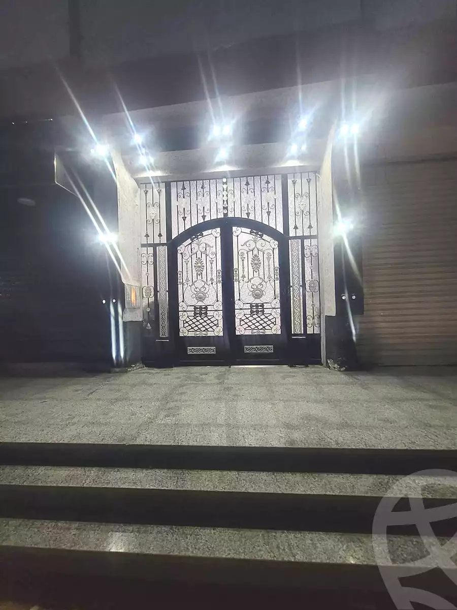 https://aqarmap.com.eg/en/listing/7020260-for-sale-cairo-nozha-2-el-khamseen-st
