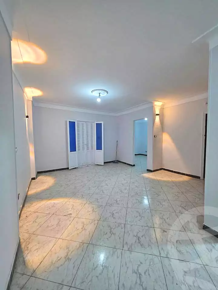 https://aqarmap.com.eg/ar/listing/7020477-for-sale-alexandria-sydy-bshr-sydy-bshr-bhry