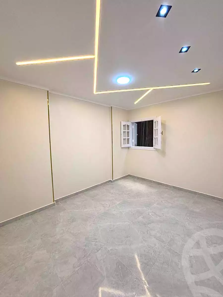 https://aqarmap.com.eg/en/listing/7020544-for-sale-alexandria-sydy-bshr-sydy-bshr-bhry-street-15