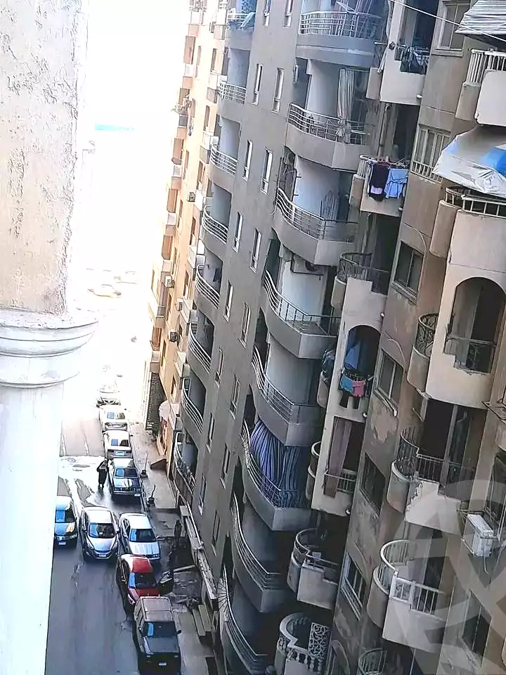 https://aqarmap.com.eg/ar/listing/7020558-for-sale-alexandria-sydy-bshr-sydy-bshr-bhry