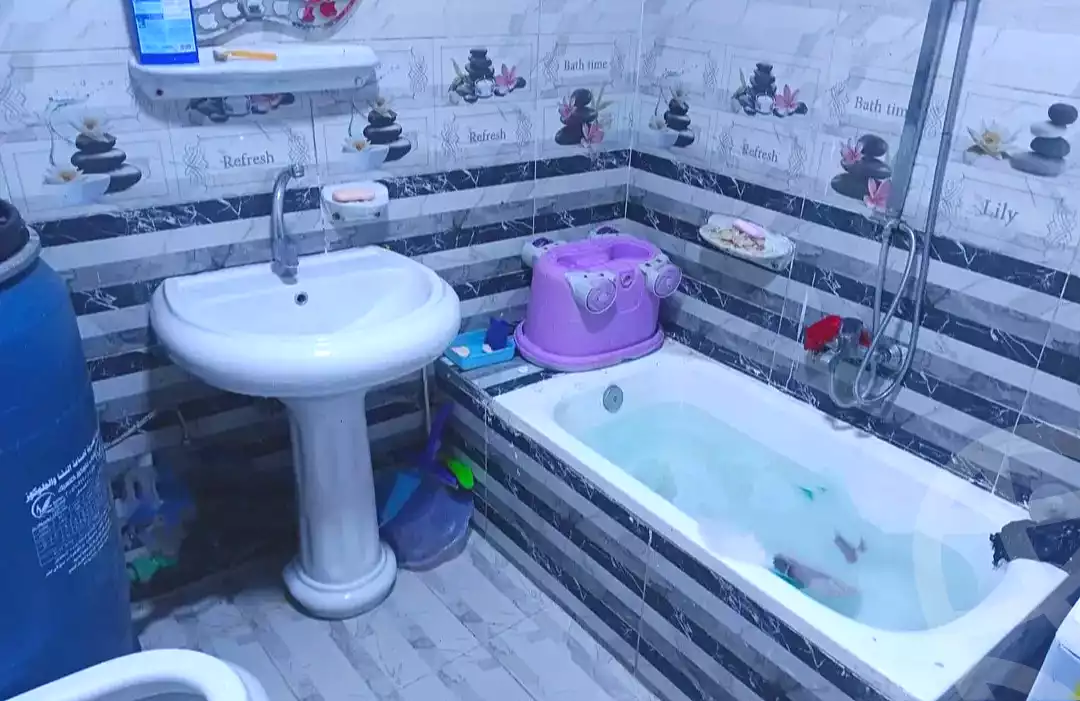 https://aqarmap.com.eg/ar/listing/7020628-for-sale-alexandria-al-agamy-lbytsh-el-hanafeya-st