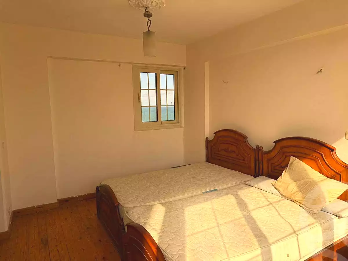 https://aqarmap.com.eg/ar/listing/7021021-for-sale-alexandria-camp-cesar-el-gaish-rd