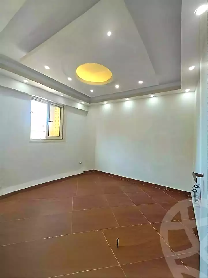 https://aqarmap.com.eg/ar/listing/7021128-for-sale-alexandria-al-agamy-lbytsh-mohamed-el-fardi-st