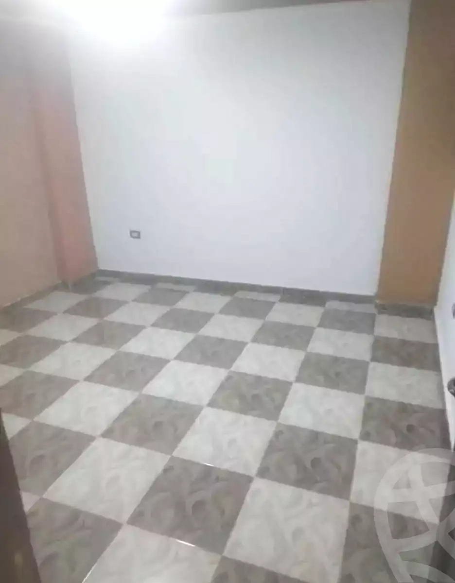 https://aqarmap.com.eg/ar/listing/7021307-for-sale-alexandria-al-agamy-lbytsh-bianchiii